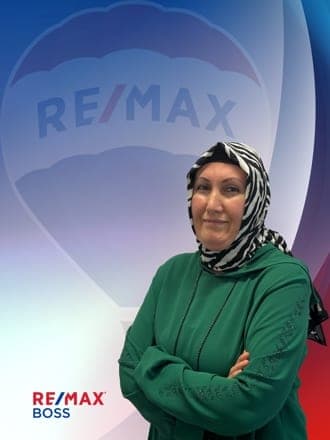 Aysel Akbayır — Karşılama Ve Servis Sorumlusu